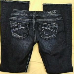 Silver Jeans "Tuesday " dark wash 27x33 very nice